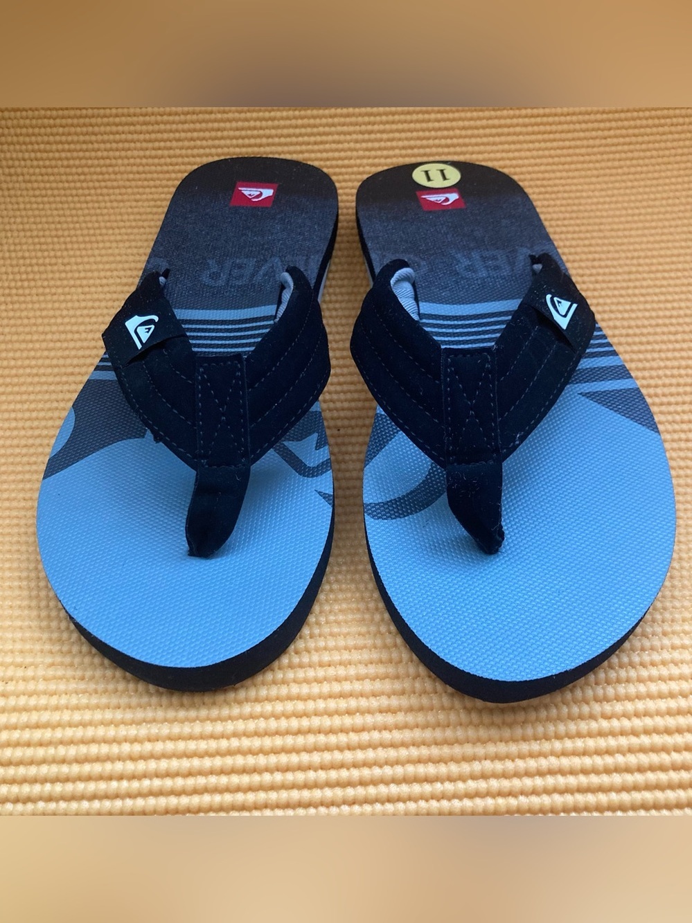 - Quick Silver Molokai Flip Flops for Men Black and Gray Size 11 - Picture 3 of 6